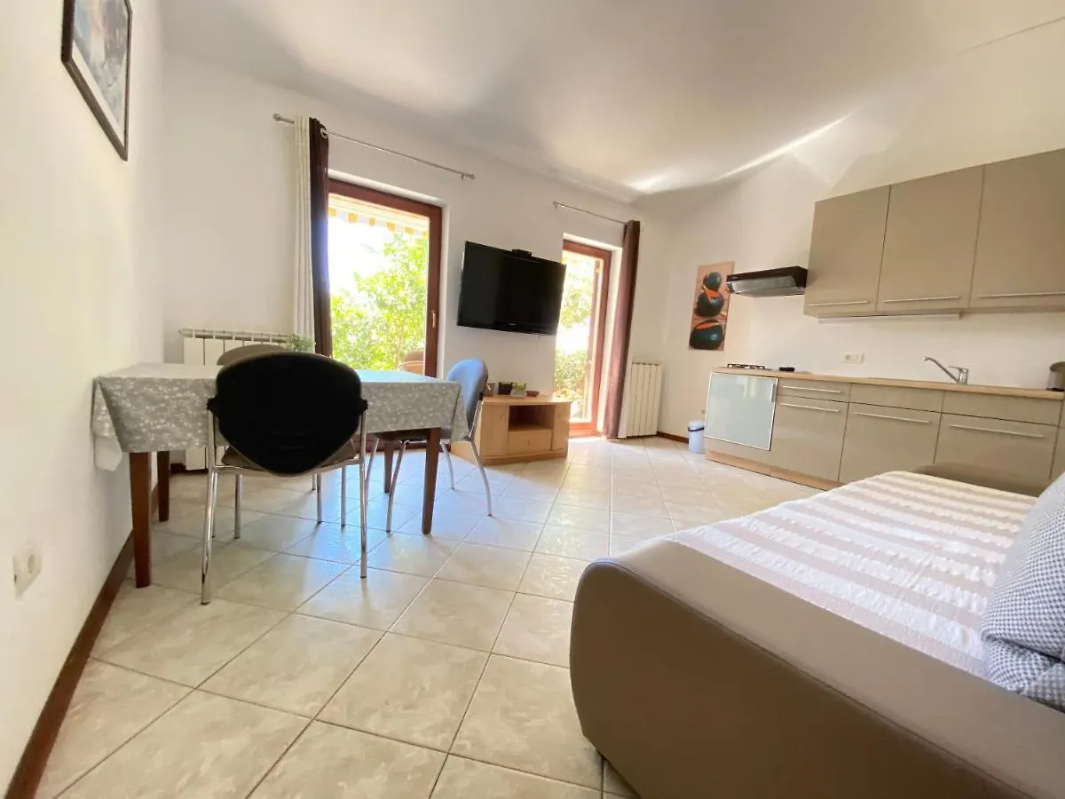 Apartments Vesna Пула Хорватия